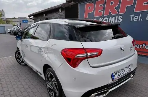 CITROEN DS5 