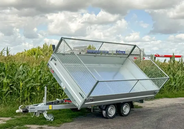 DEBON Przyczepa 
