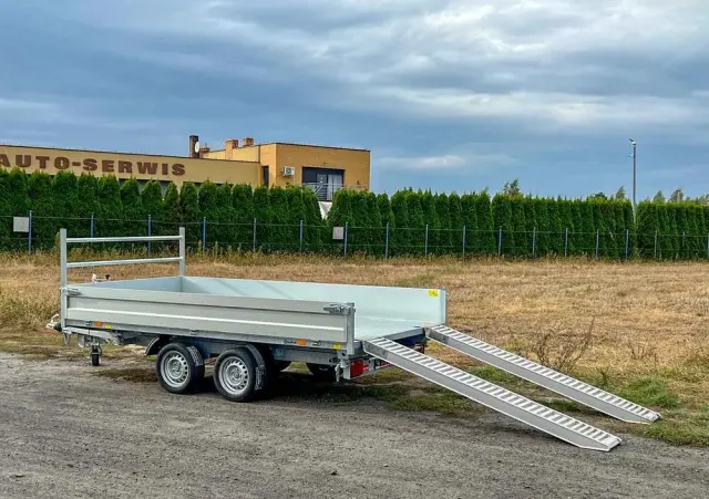 DEBON Przyczepa 
