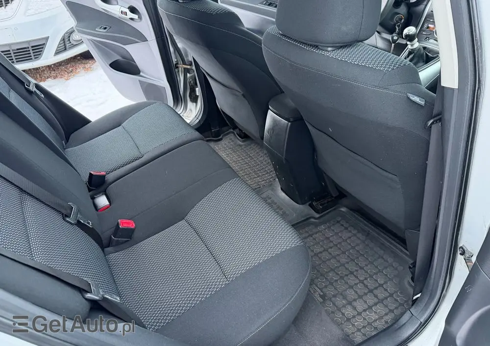 TOYOTA Auris 1.33 VVT-i Life