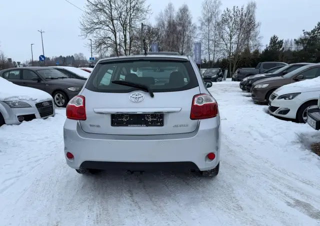 TOYOTA Auris 1.33 VVT-i Life