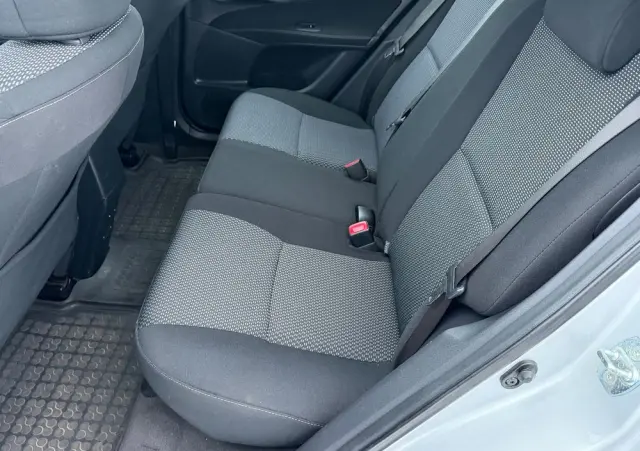 TOYOTA Auris 1.33 VVT-i Life