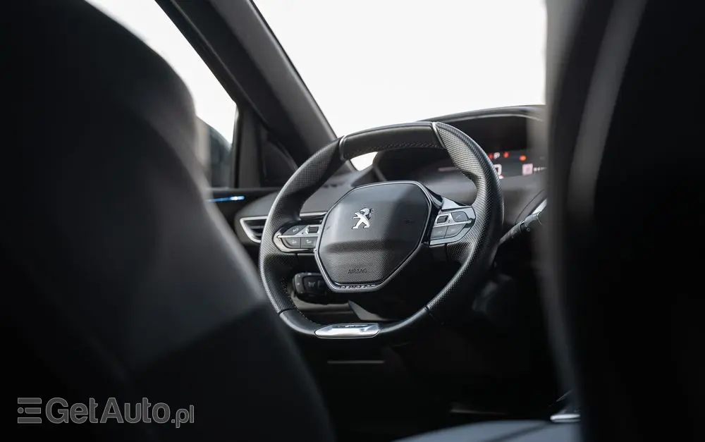 PEUGEOT 5008 1.6 PureTech GT Pack S&S EAT8