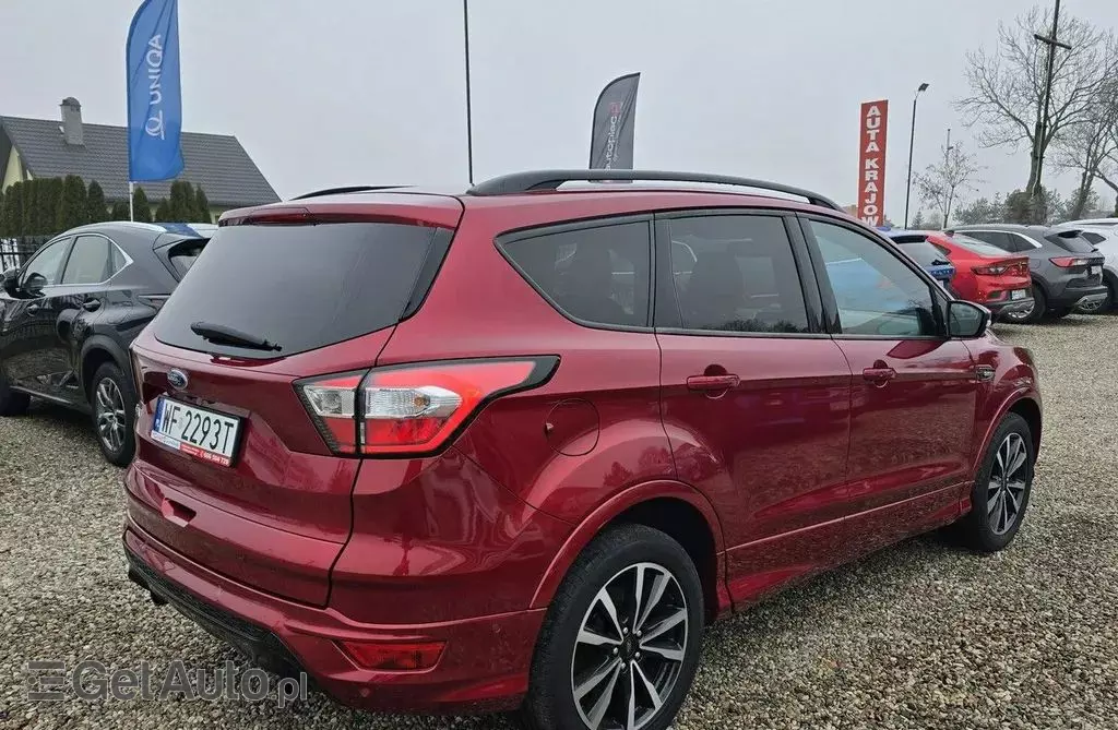 FORD Kuga 