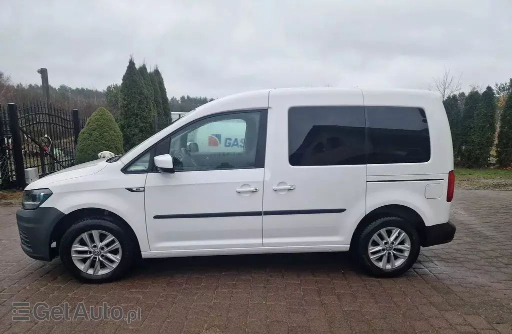 VOLKSWAGEN Caddy California 