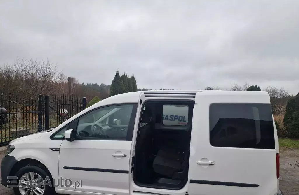 VOLKSWAGEN Caddy California 