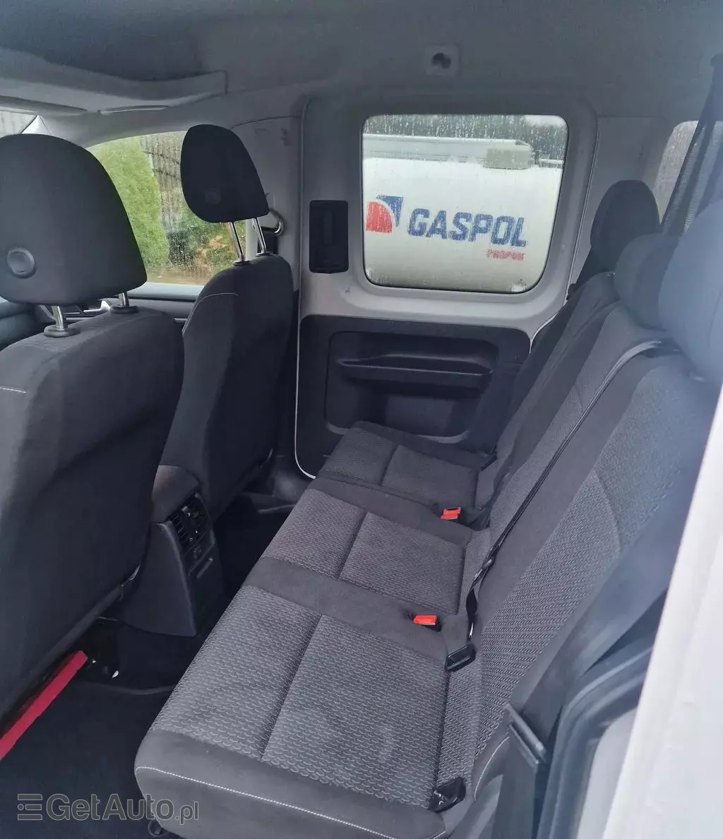 VOLKSWAGEN Caddy California 