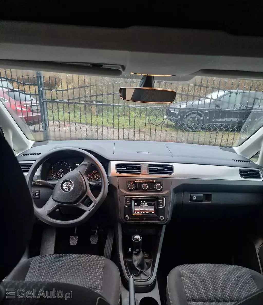 VOLKSWAGEN Caddy California 