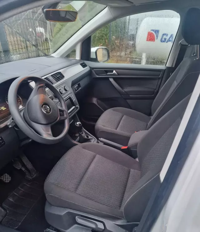 VOLKSWAGEN Caddy California 