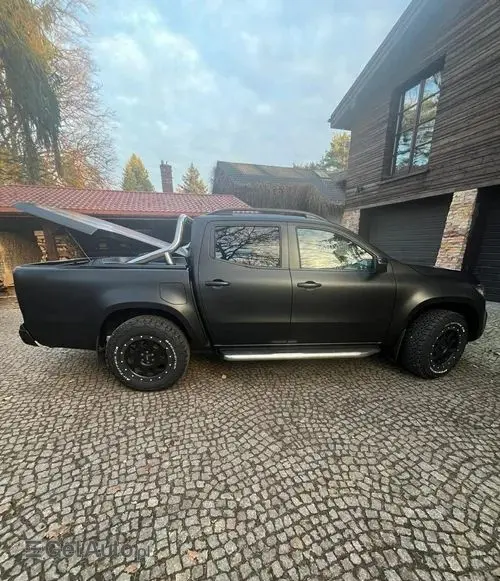 MERCEDES-BENZ Klasa X 