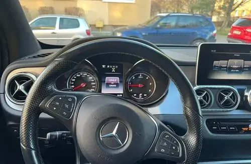MERCEDES-BENZ Klasa X 
