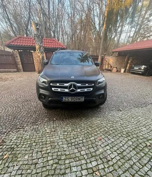 MERCEDES-BENZ Klasa X 