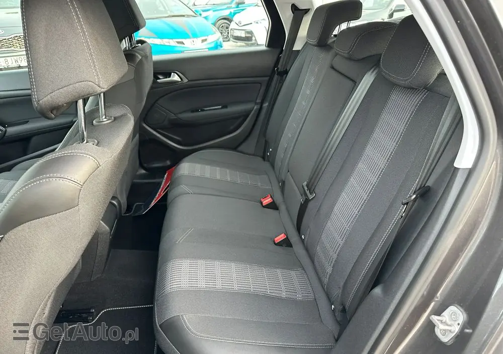 PEUGEOT 308 1.5 BlueHDi Business Line S&S