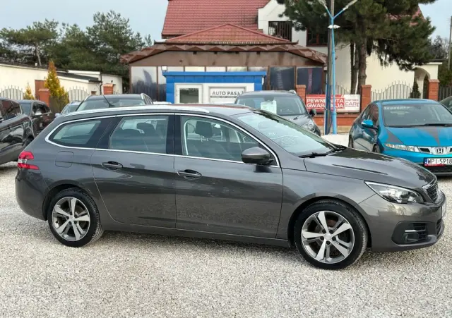 PEUGEOT 308 1.5 BlueHDi Business Line S&S