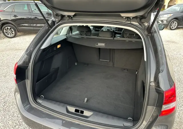 PEUGEOT 308 1.5 BlueHDi Business Line S&S