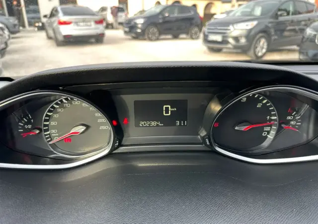 PEUGEOT 308 1.5 BlueHDi Business Line S&S