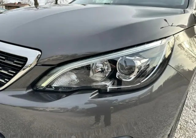 PEUGEOT 308 1.5 BlueHDi Business Line S&S