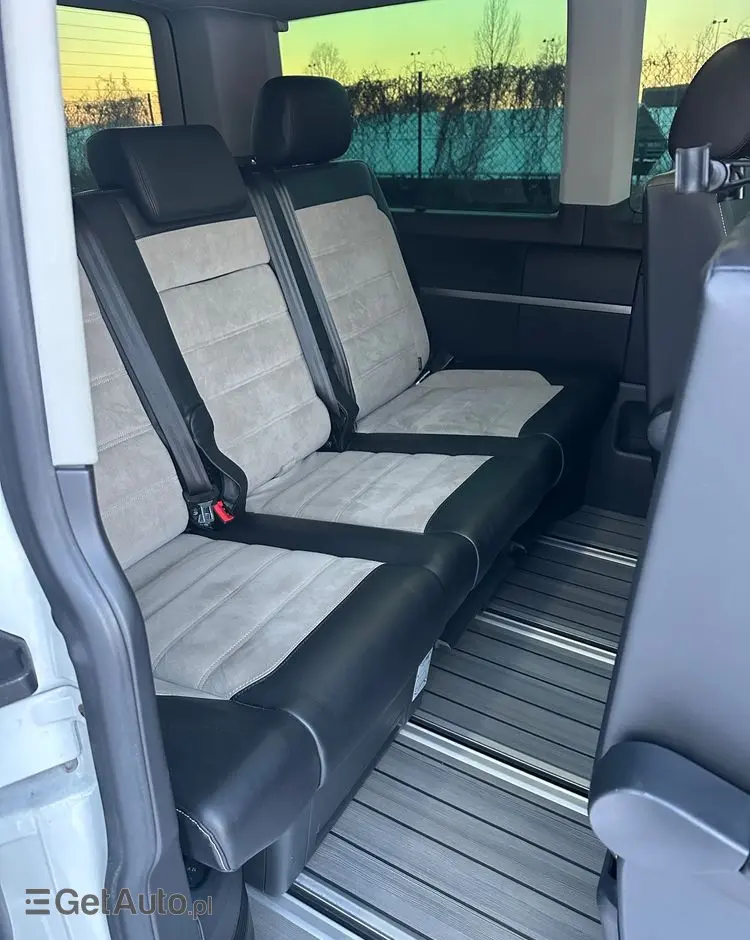 VOLKSWAGEN Multivan 2.0 BiTDI L1 Generation SIX 4Motion DSG