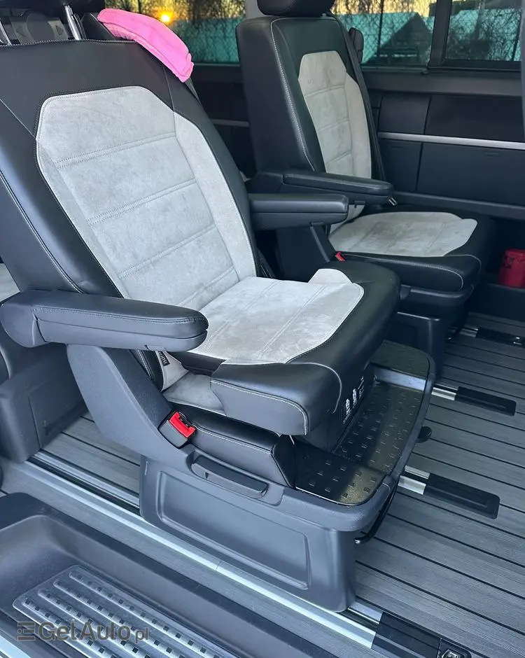 VOLKSWAGEN Multivan 2.0 BiTDI L1 Generation SIX 4Motion DSG