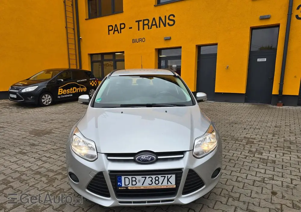 FORD Focus SW Ver-1-0-ecoboost-start--stopp--system-trend