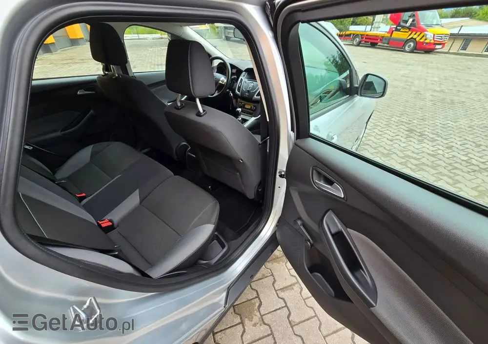 FORD Focus SW Ver-1-0-ecoboost-start--stopp--system-trend