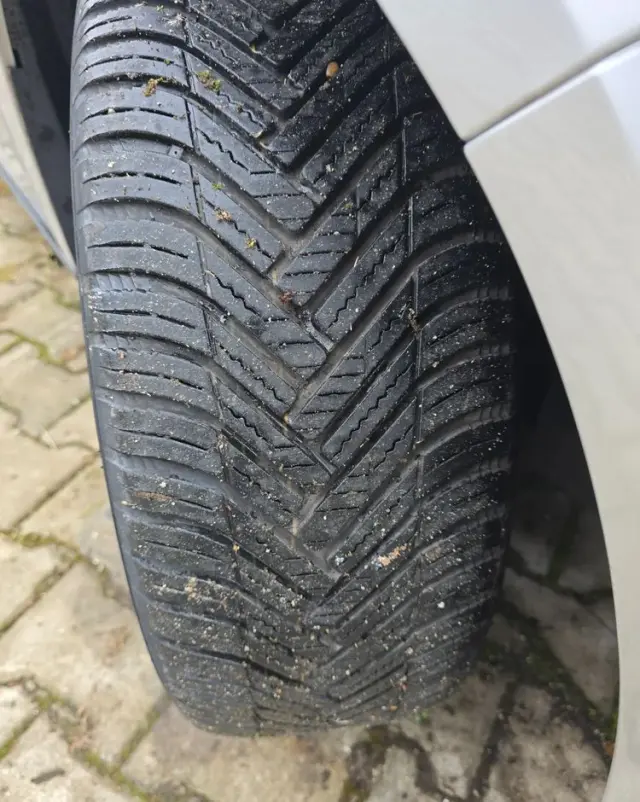 FORD Focus SW Ver-1-0-ecoboost-start--stopp--system-trend