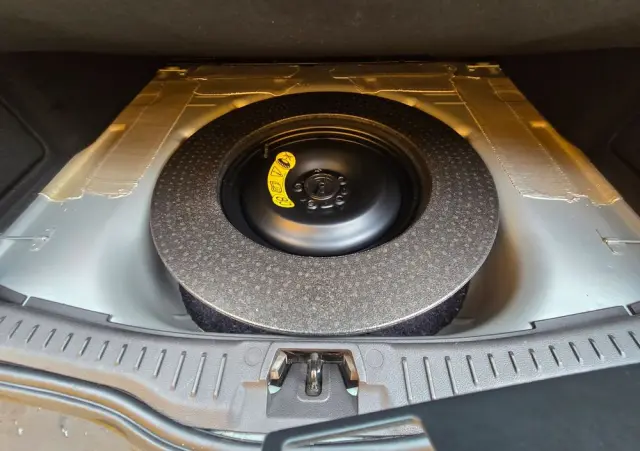 FORD Focus SW Ver-1-0-ecoboost-start--stopp--system-trend