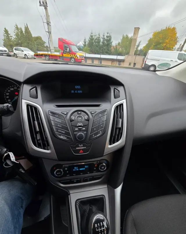 FORD Focus SW Ver-1-0-ecoboost-start--stopp--system-trend