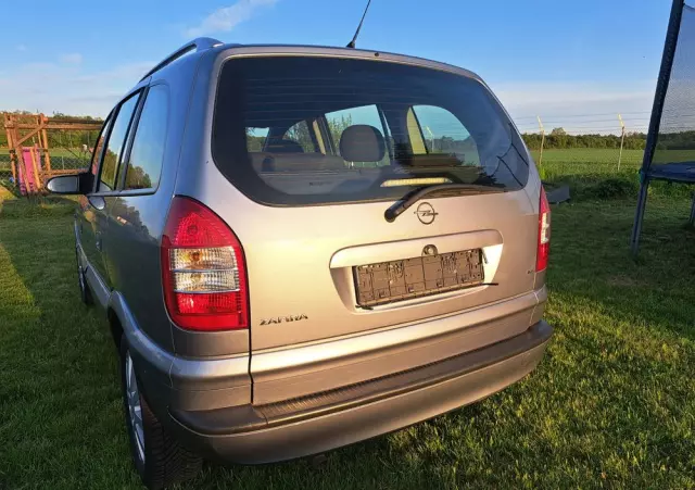 OPEL Zafira 1.6 Njoy mit Style-Paket