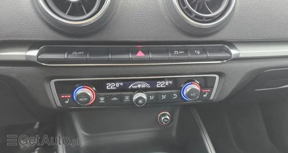 AUDI A3 Sportback 1.6 TDI (clean diesel) S line Sportpaket