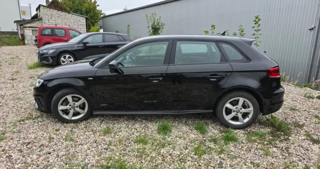 AUDI A3 Sportback 1.6 TDI (clean diesel) S line Sportpaket