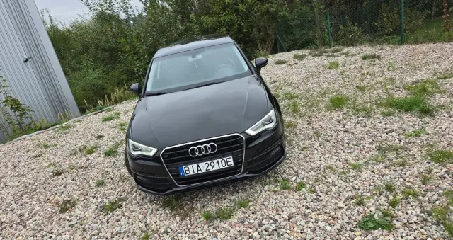 AUDI A3 Sportback 1.6 TDI (clean diesel) S line Sportpaket