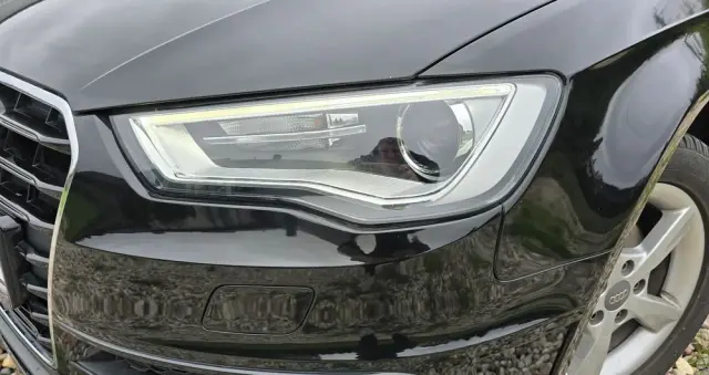 AUDI A3 Sportback 1.6 TDI (clean diesel) S line Sportpaket