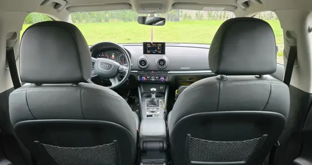 AUDI A3 Sportback 1.6 TDI (clean diesel) S line Sportpaket