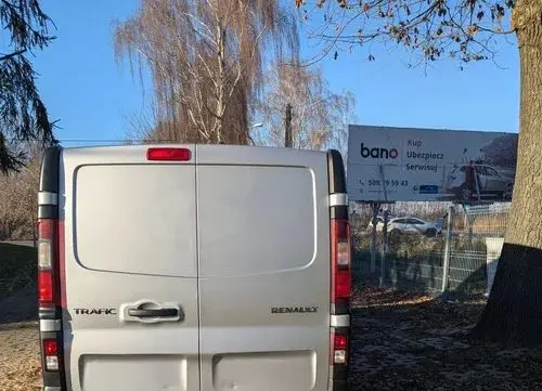 RENAULT Trafic 