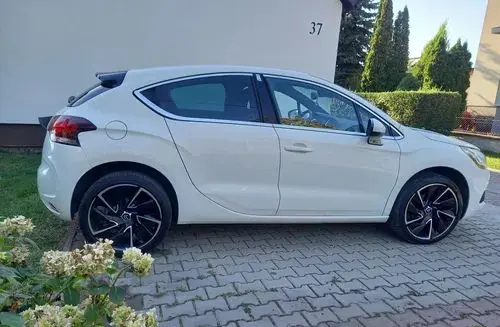 CITROEN DS4 