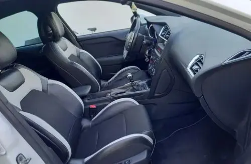 CITROEN DS4 