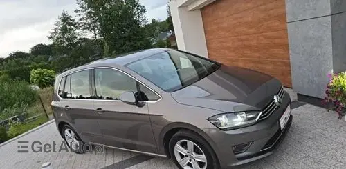 VOLKSWAGEN Golf Sportsvan 