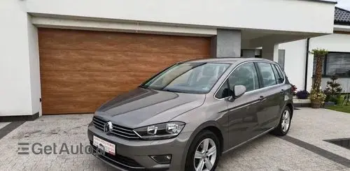 VOLKSWAGEN Golf Sportsvan 