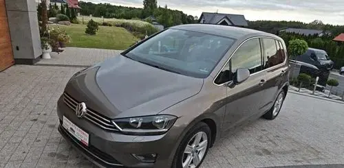 VOLKSWAGEN Golf Sportsvan 