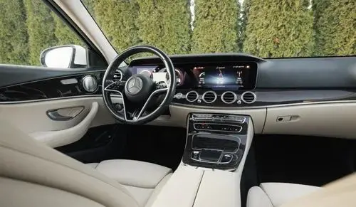 MERCEDES-BENZ Klasa E 