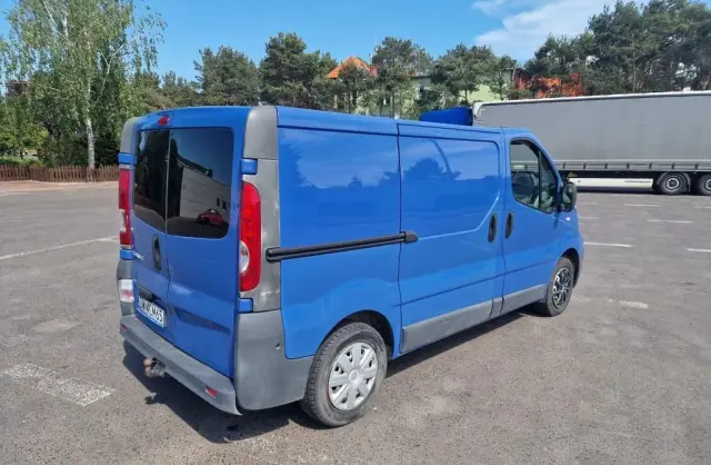 RENAULT Trafic 