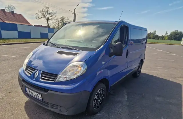 RENAULT Trafic 