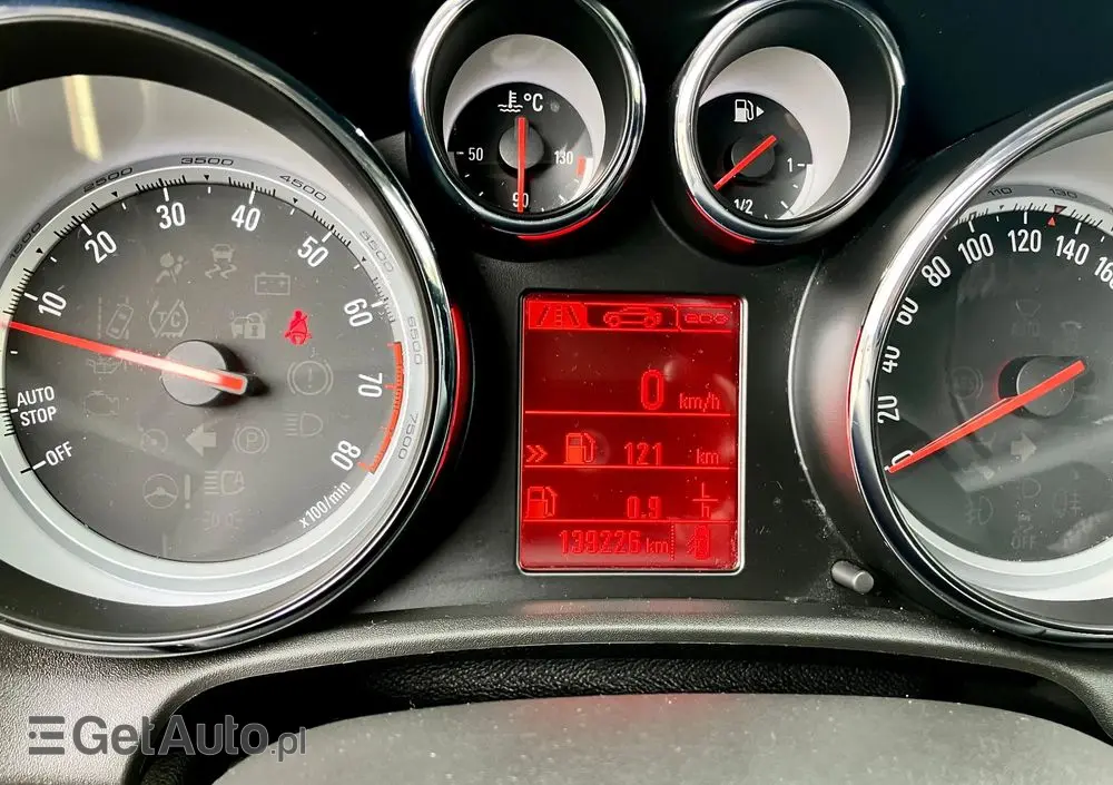 OPEL Astra 1.4 Turbo Color Edition