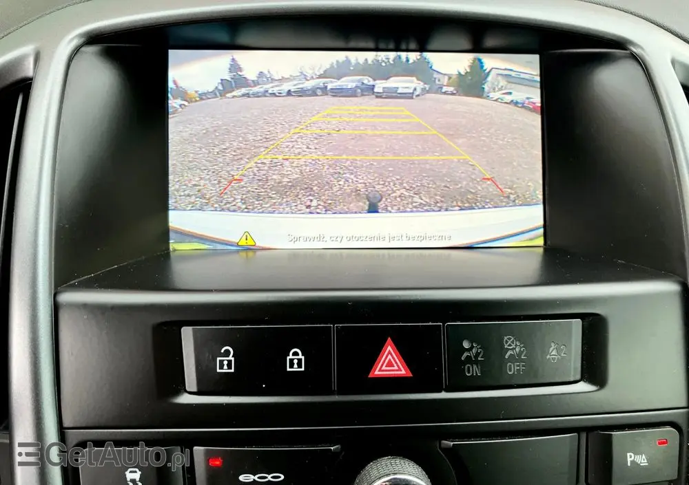 OPEL Astra 1.4 Turbo Color Edition