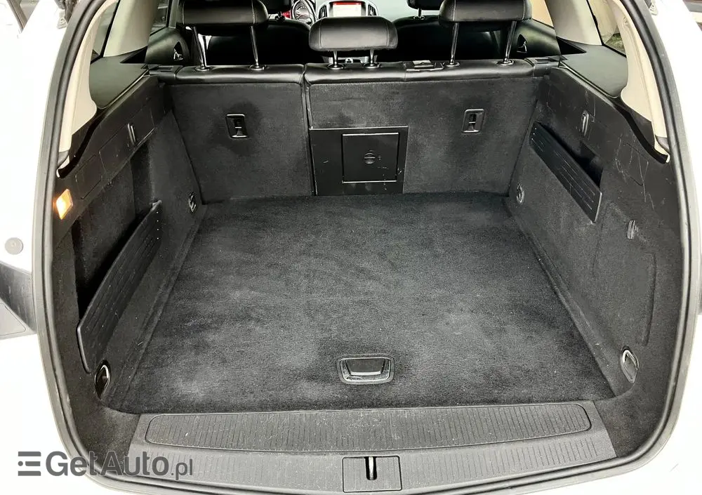 OPEL Astra 1.4 Turbo Color Edition