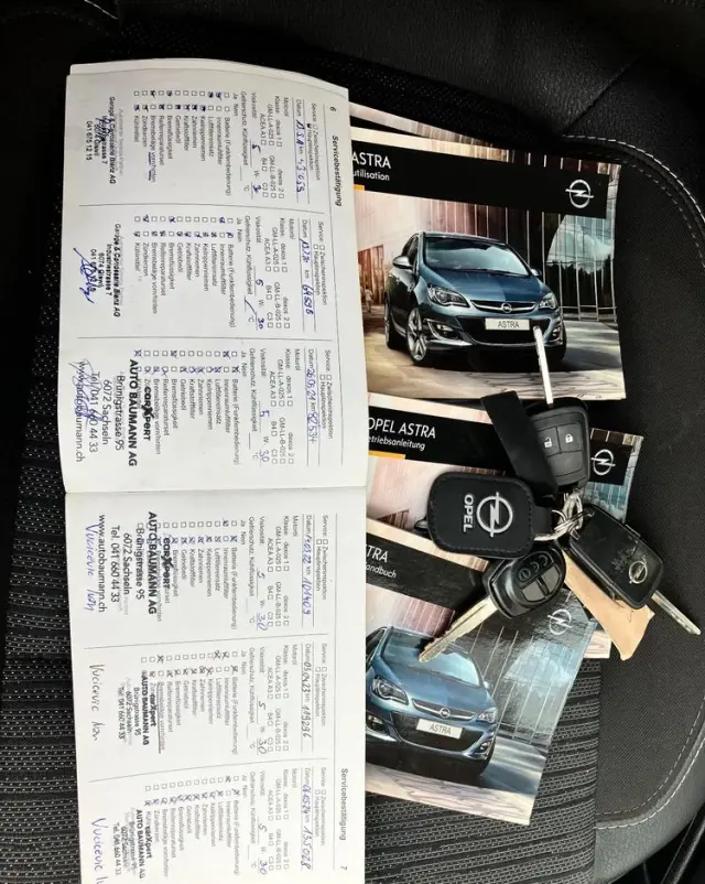 OPEL Astra 1.4 Turbo Color Edition