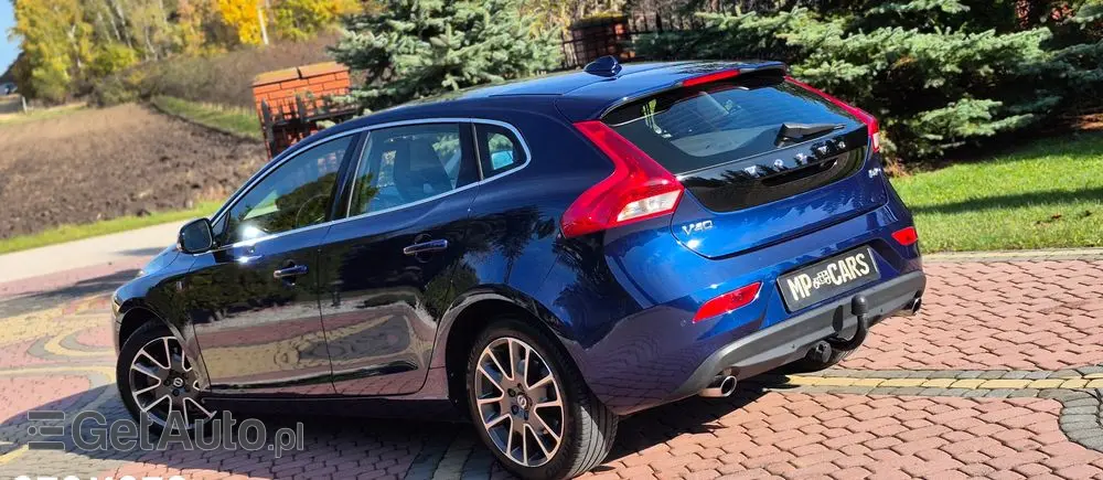 VOLVO V40 D4 Ocean Race