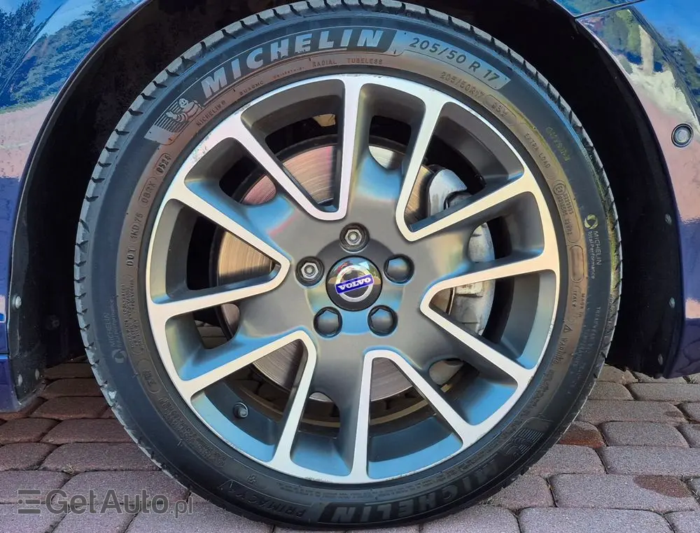 VOLVO V40 D4 Ocean Race