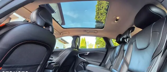 VOLVO V40 D4 Ocean Race